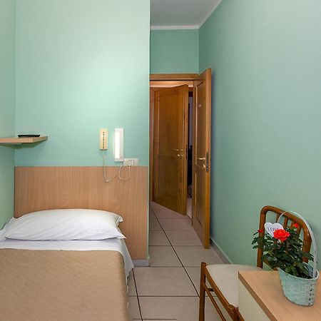 Hotel Villa Benvenuti Viareggio Ngoại thất bức ảnh