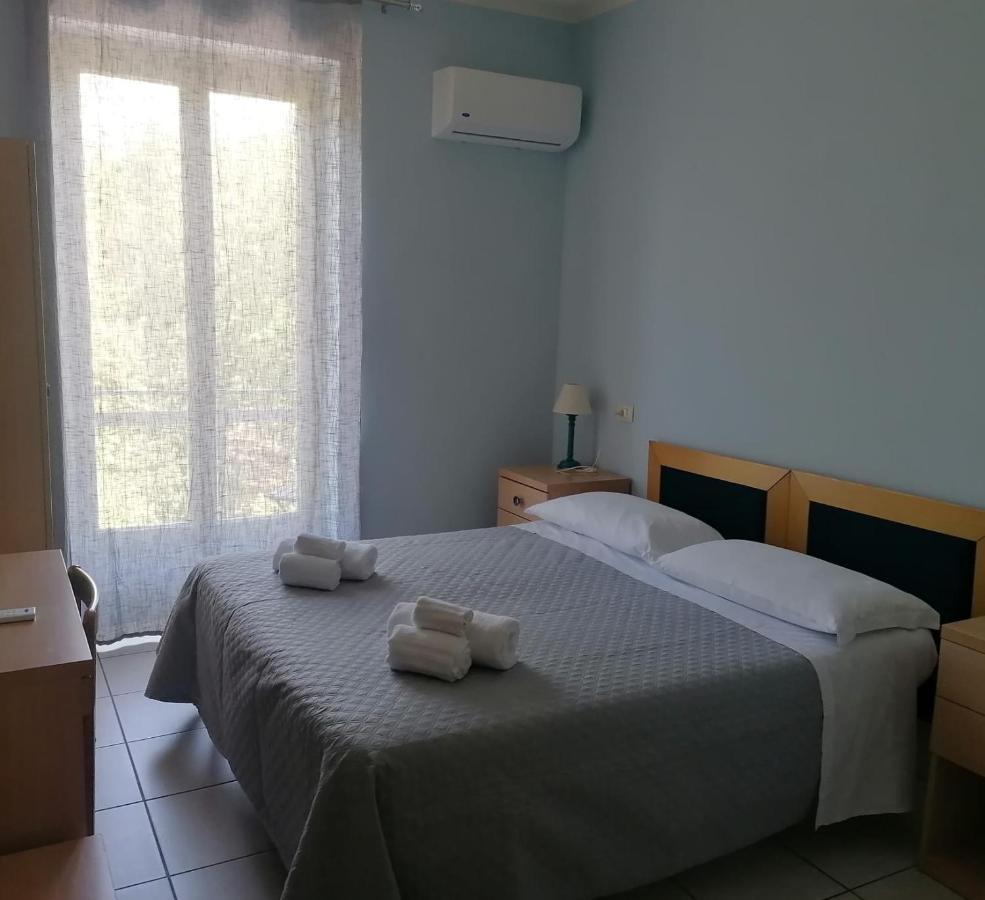 Hotel Villa Benvenuti Viareggio Ngoại thất bức ảnh
