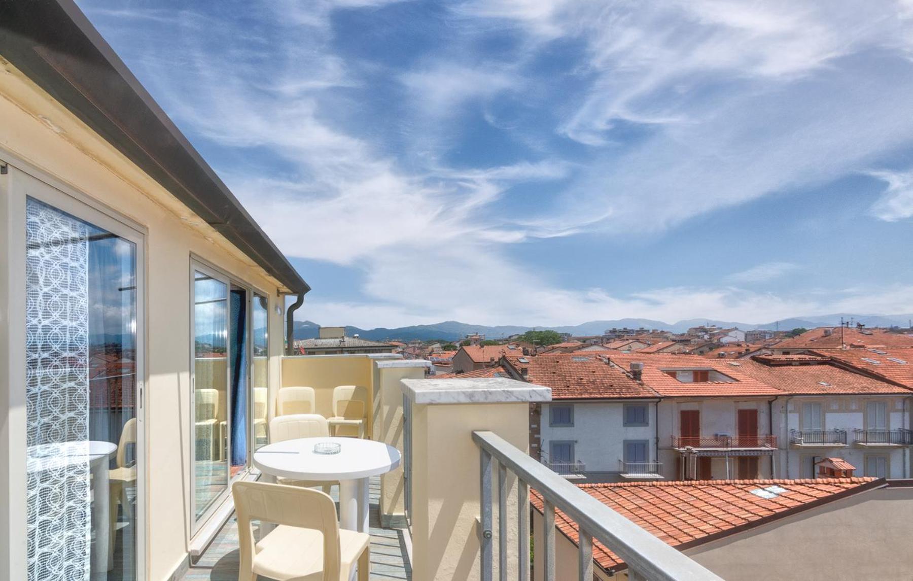 Hotel Villa Benvenuti Viareggio Ngoại thất bức ảnh